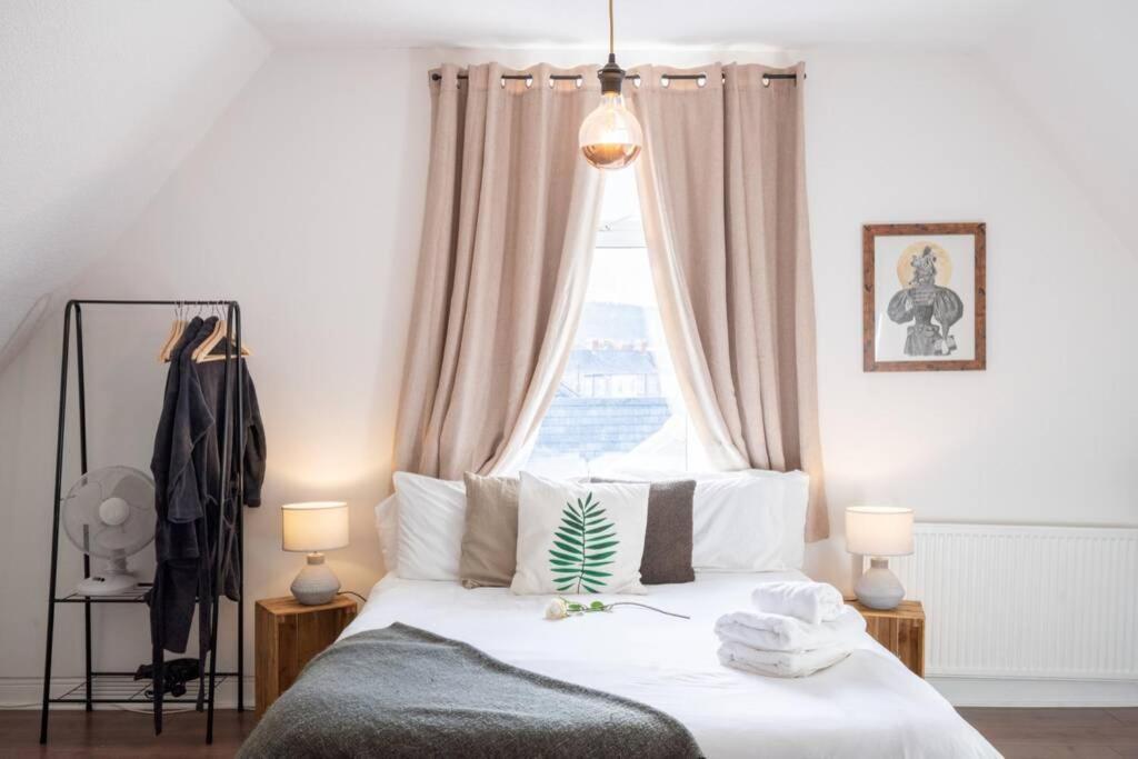 Phenix Central - Huge 3 Bed, Super Equipped Apartment. Кардіфф Екстер'єр фото