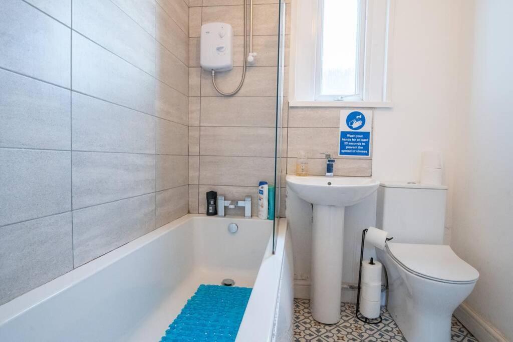 Phenix Central - Huge 3 Bed, Super Equipped Apartment. Кардіфф Екстер'єр фото