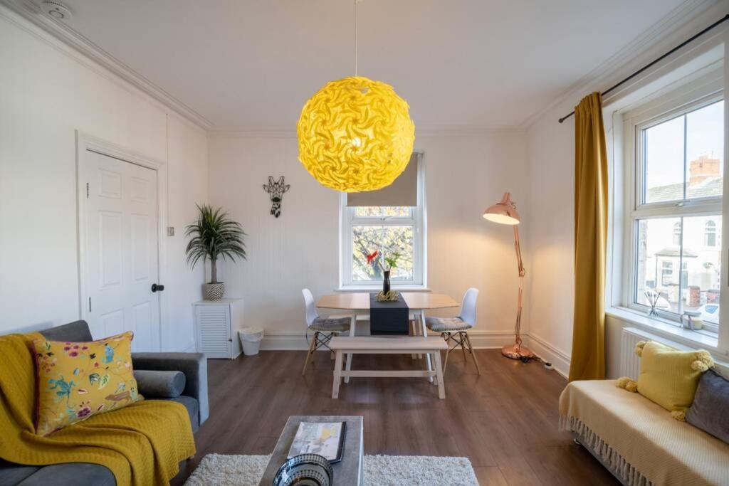 Phenix Central - Huge 3 Bed, Super Equipped Apartment. Кардіфф Екстер'єр фото